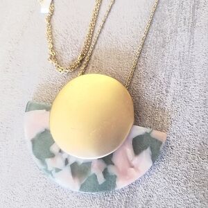 Chic Gold Pink Green Pendant Necklace
